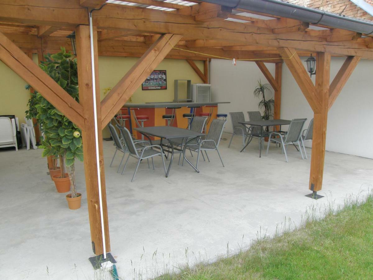 Penzion Cizku U Trebone Exterior photo